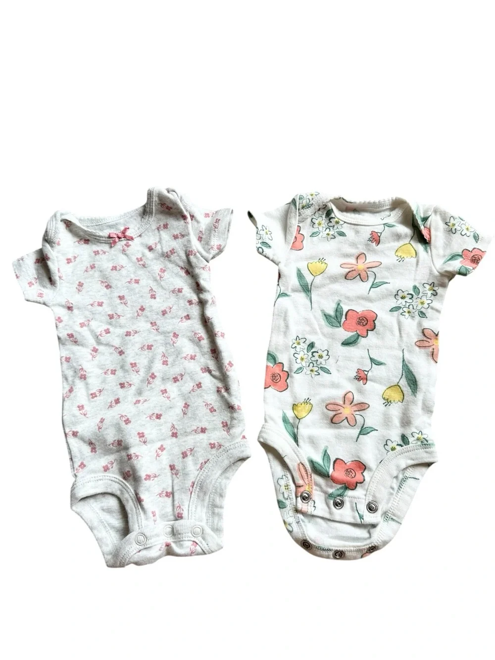 Newborn 18 piece mixed clothing lot for baby girls Carter’s, Gerber, Disney